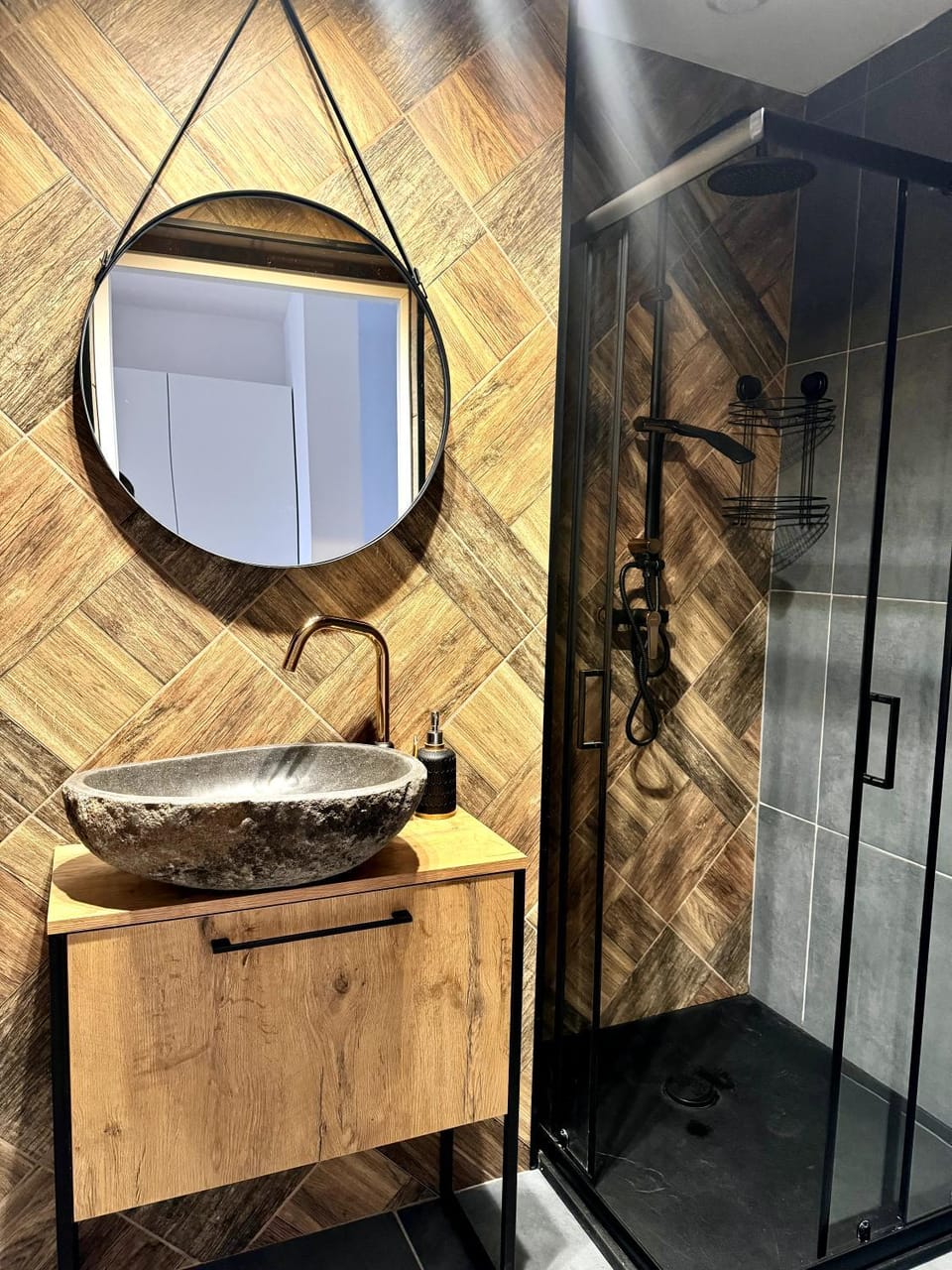 Shower, Bathroom