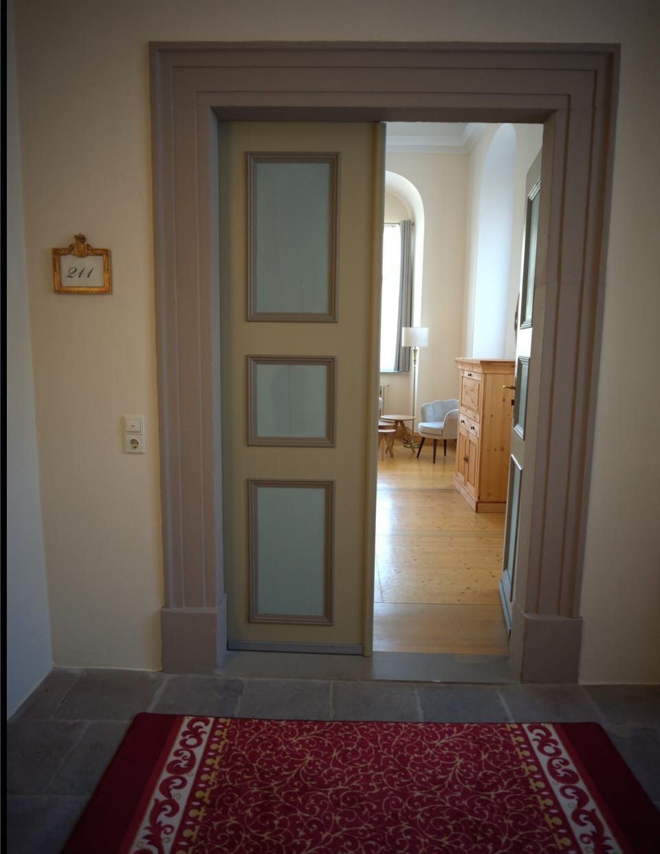 Photo of the whole room