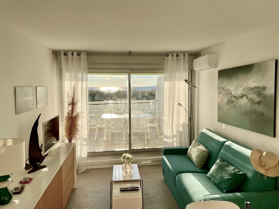 PGH N25 - Vue Mer, Première Ligne & Parking Privé Apartment in La Grande-Motte