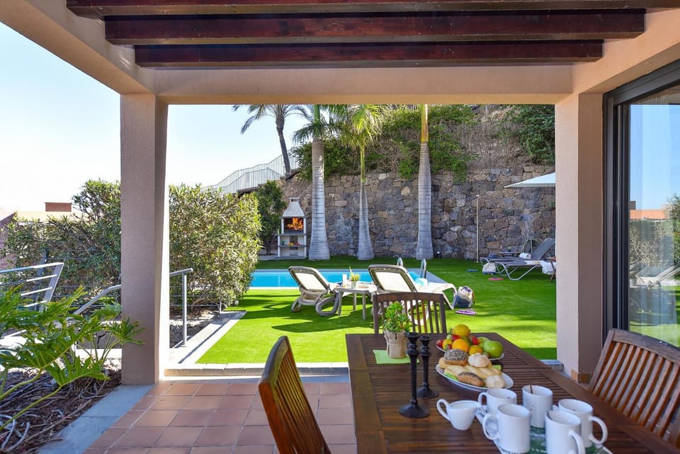 Garden, Balcony/Terrace, Dining area, sunbed