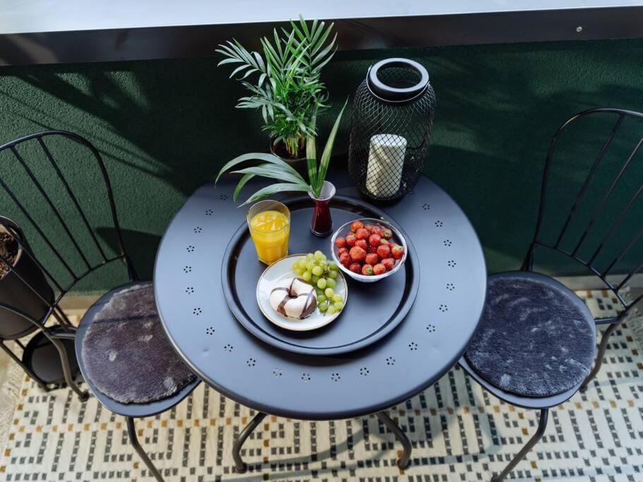 Central 7 Apartment - New Building & Parking Apartment in Bucharest