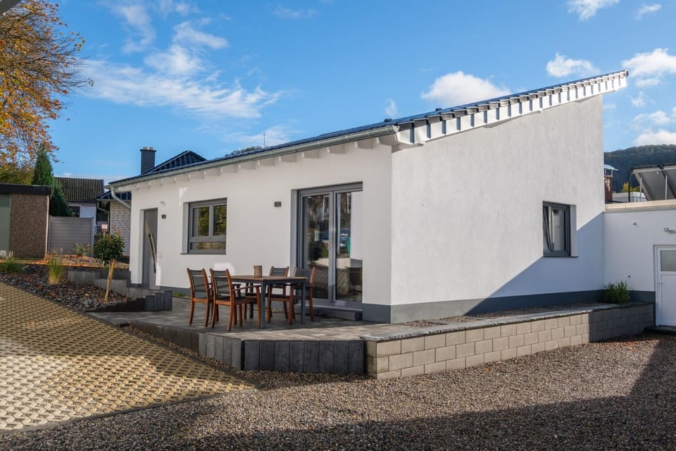 Balcony/Terrace, Parking
