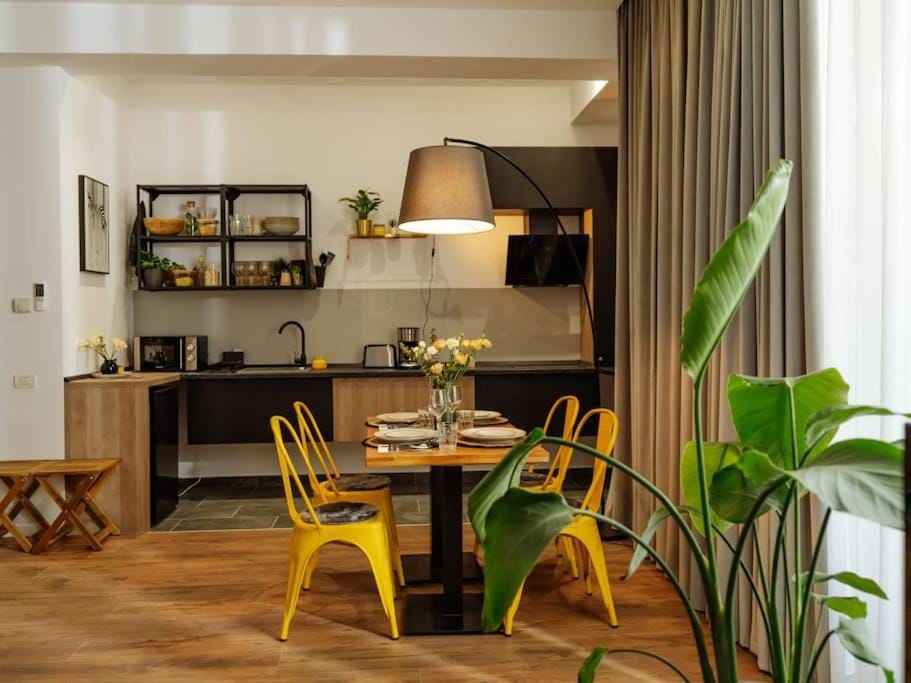Central 9 Apartment - New Building & Parking Apartment in Bucharest