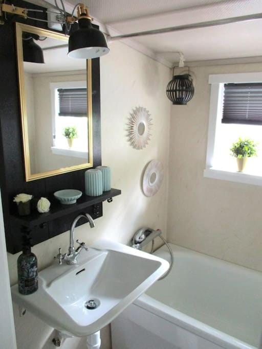 Shower, Bathroom, Bath