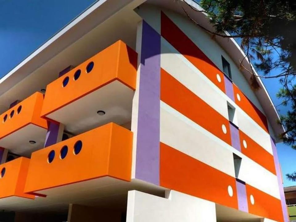 Property building, Balcony/Terrace