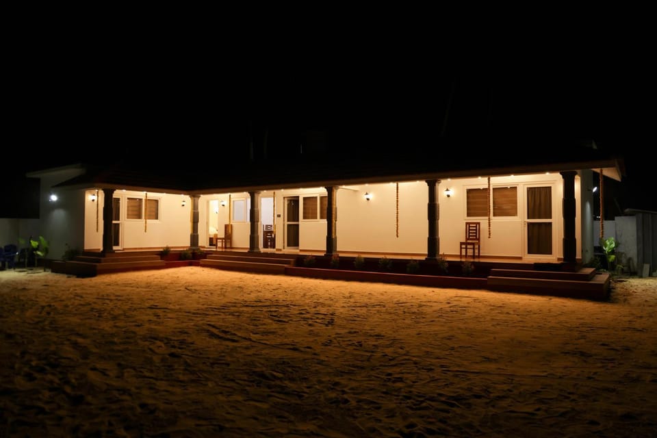 Property building, Patio, Night, Children play ground, Garden, View (from property/room), Balcony/Terrace, Garden view, Area and facilities, group of guests, Parking, VIP, wedding