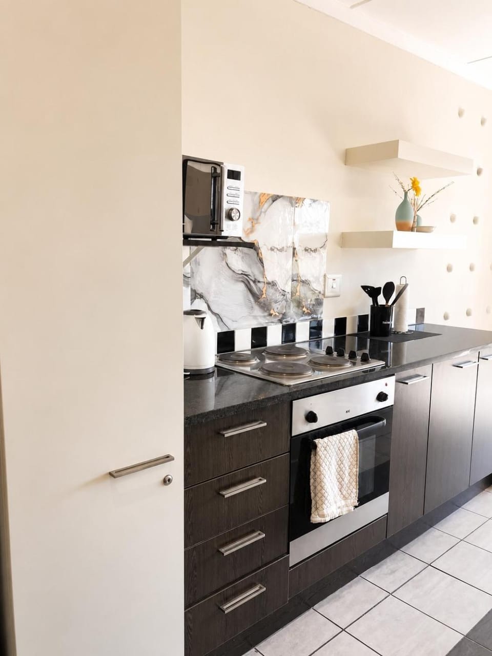 MANDITAZ STUDIO Apartment in Sandton