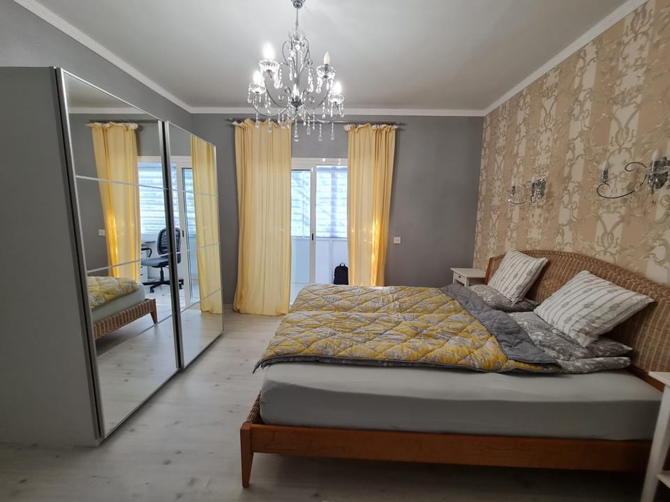 Bed, Bedroom