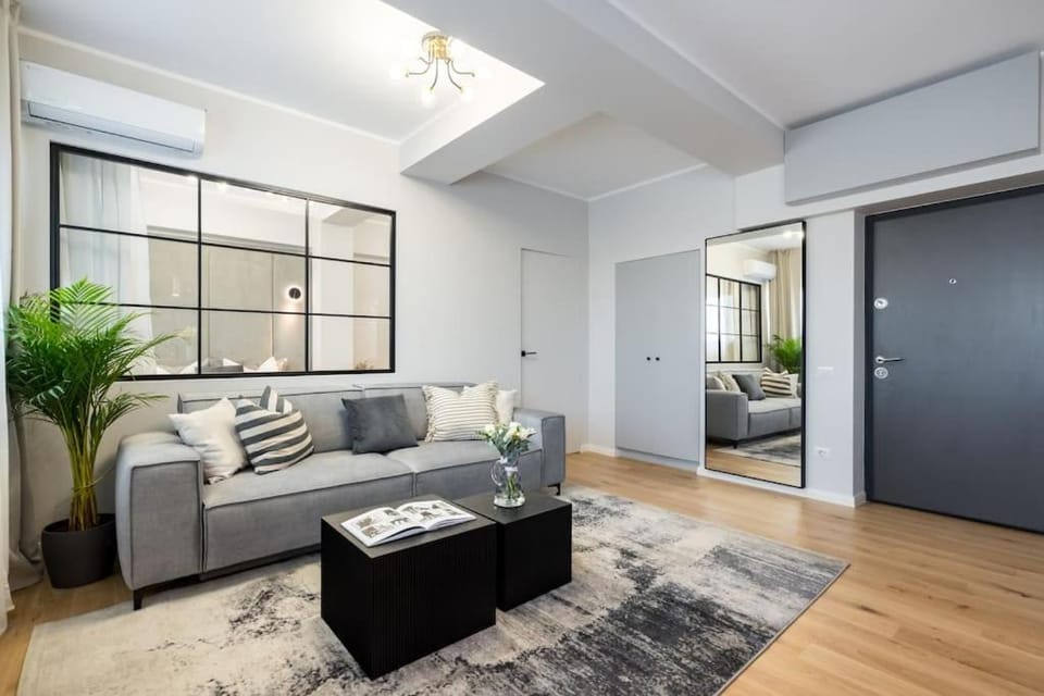 Spectacular Terrace Bright 2BR Penthouse Apartment in Bucharest