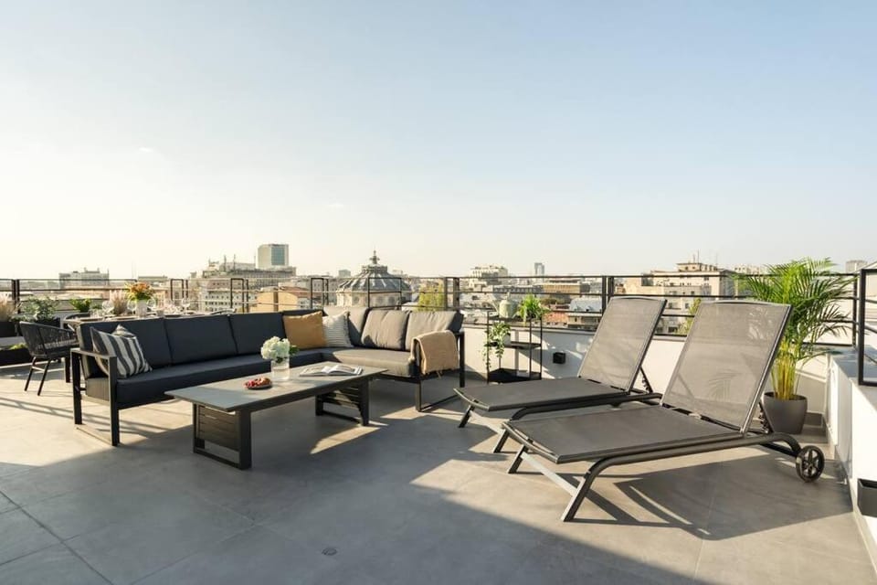 Spectacular Terrace Bright 2BR Penthouse Apartment in Bucharest