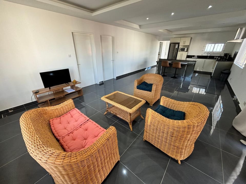 Residence Tya-Hooa 1st Floor by SOV Apartment in Grand Baie
