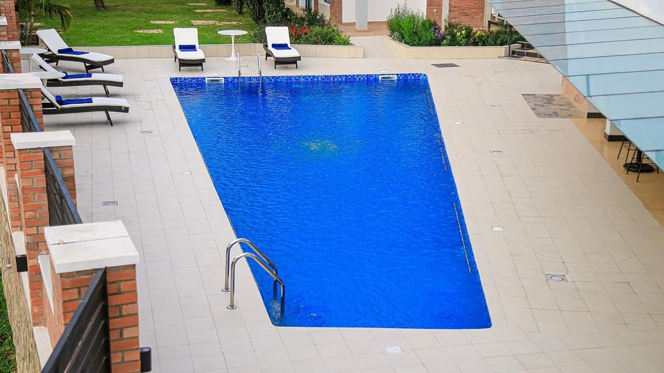 Day, Pool view, Swimming pool, Swimming pool, sunbed
