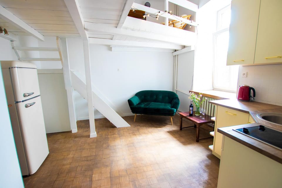 Atmospheric studio next to Konecer. Great location Apartment in Warsaw