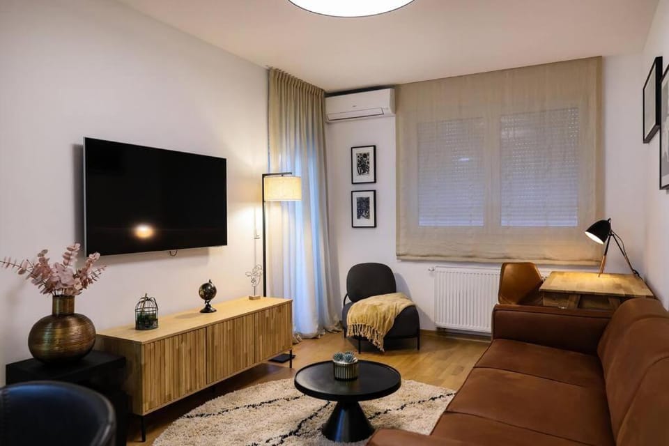 Luxury Infusion by HOME Apartments - Free Parking Apartment in City of Zagreb