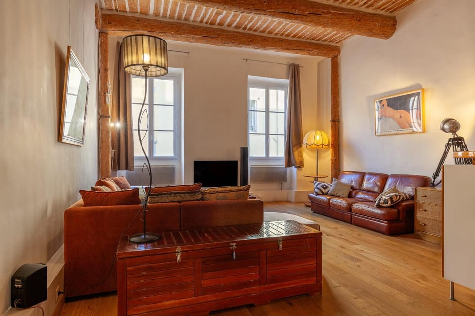 Property building, Living room