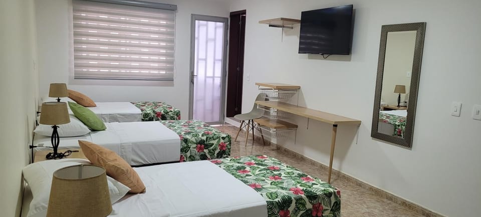 TV and multimedia, Balcony/Terrace, Photo of the whole room