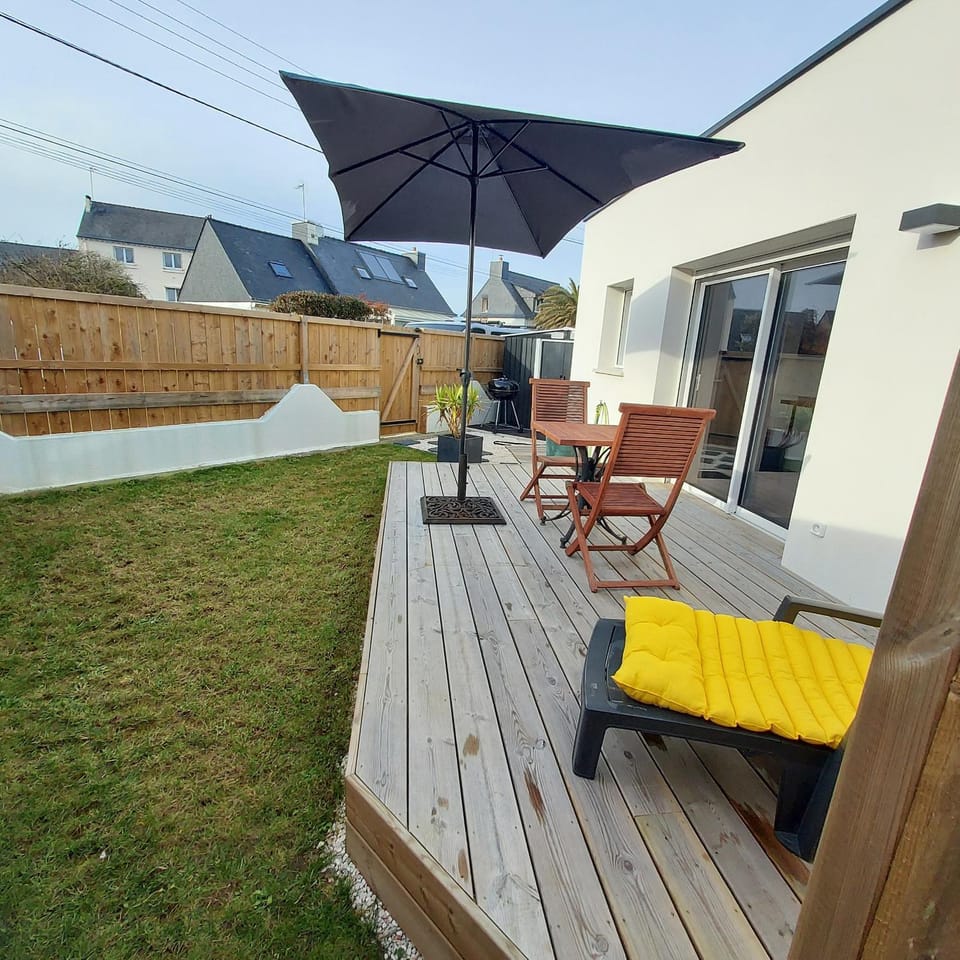 Patio, Garden, Balcony/Terrace, Garden view, sunbed