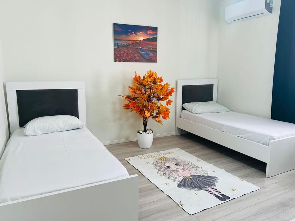 Bed, Bedroom, air conditioner