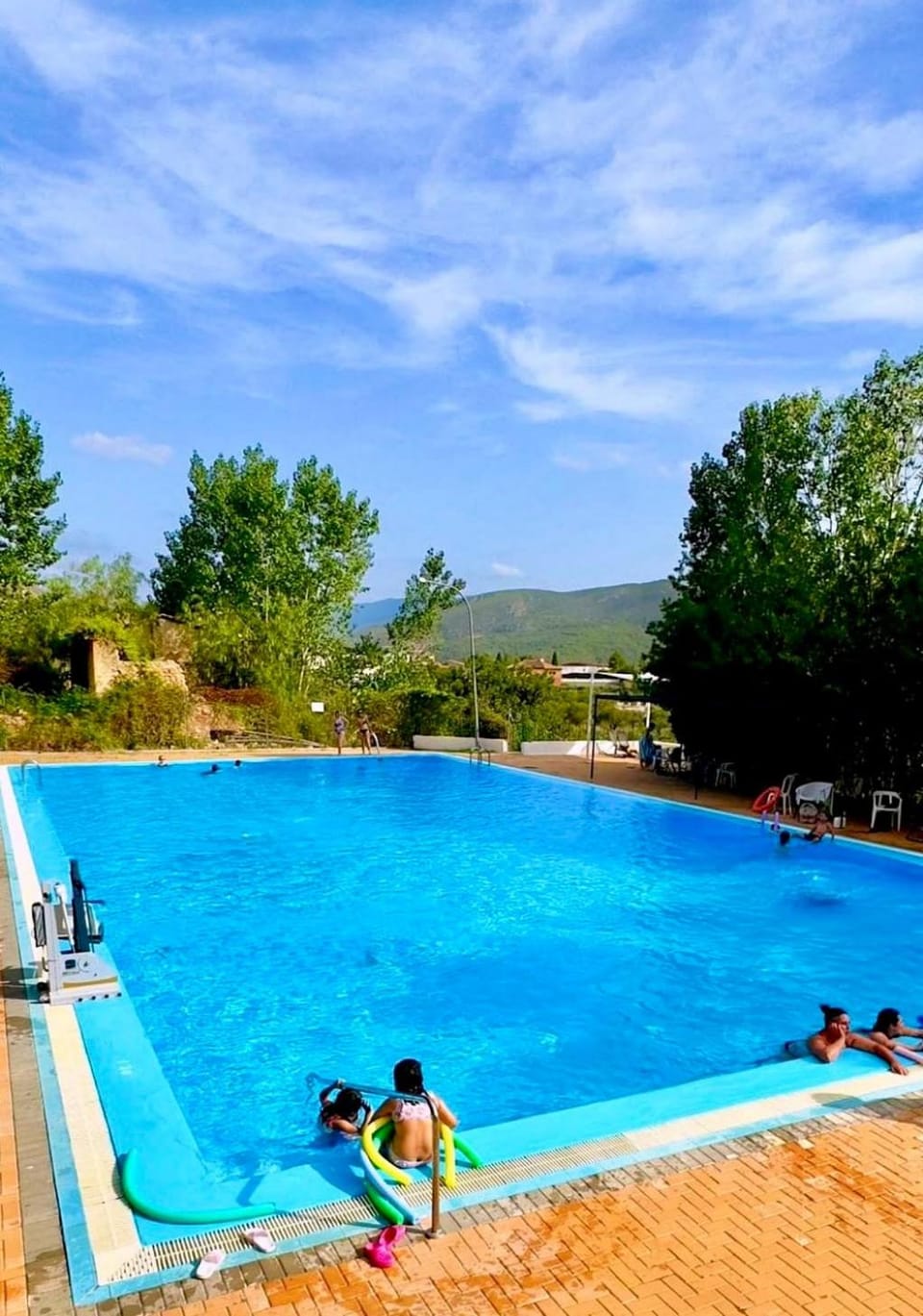 Swimming pool