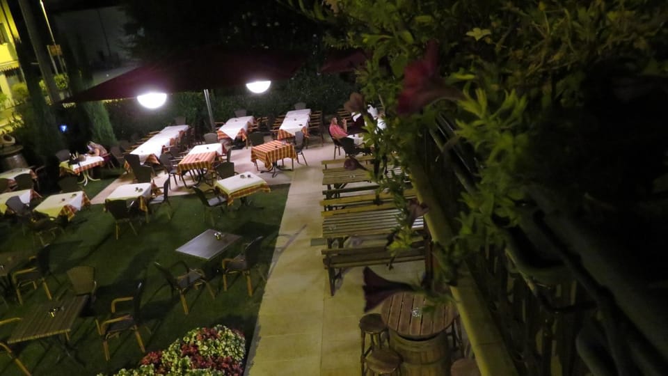Night, Garden