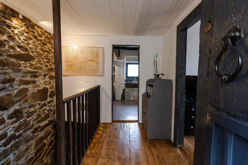 BABhouse Casa do Avô Pedoucas - Coração do Douro House in Vila Real District