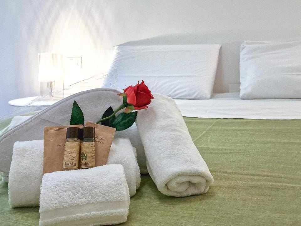 Charme on the Bridge - City Center Apartment in Verona