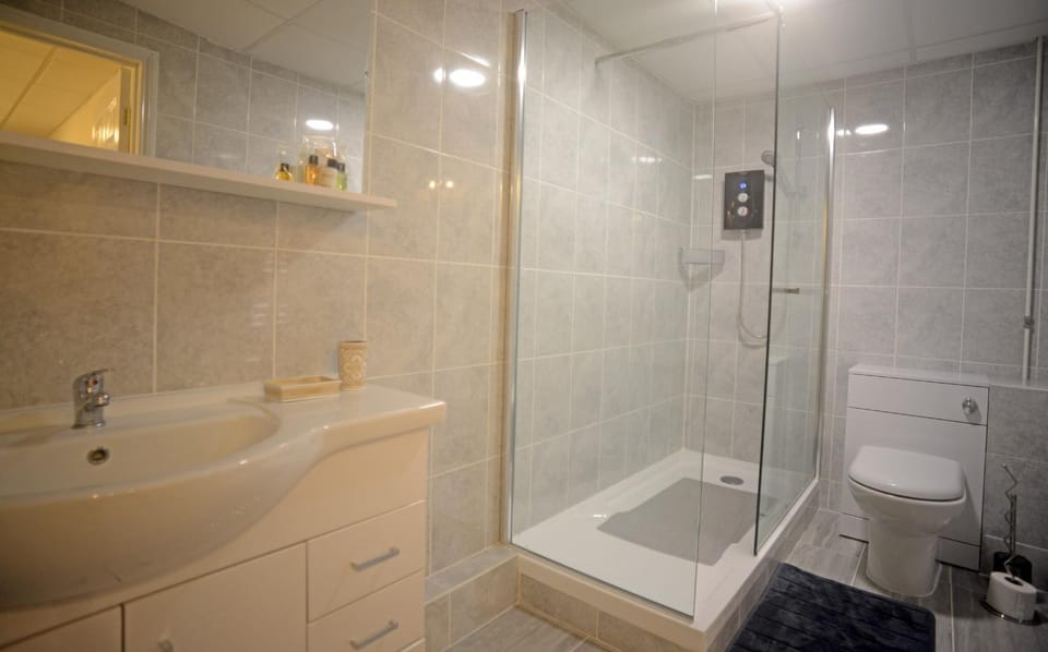 Shower, Bathroom