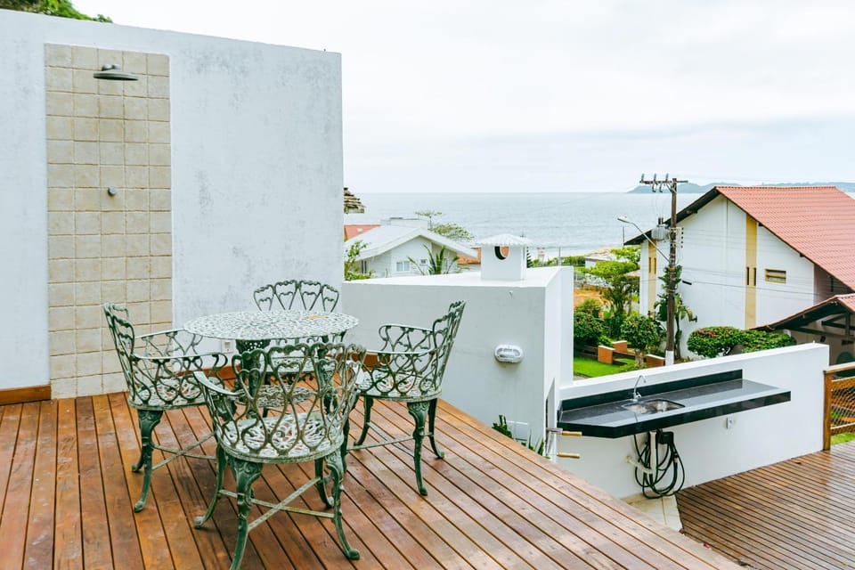 Casa com Vista Mar na Praia do Quilombo FS6338 Villa in Penha