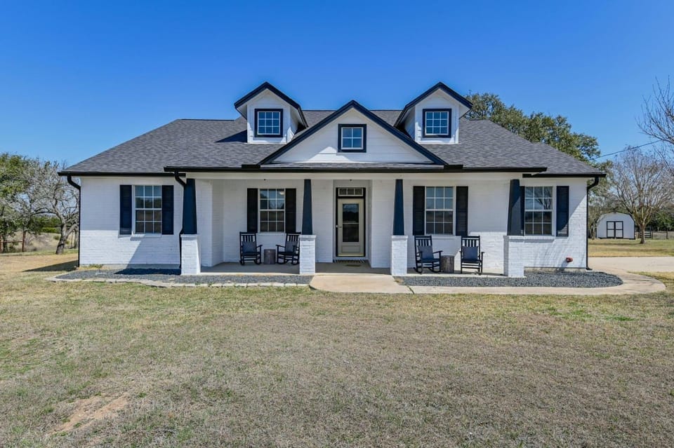 Oak Hollow House in Texas