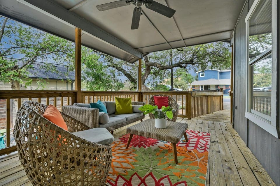 Oak Grove Bungalow House in Austin
