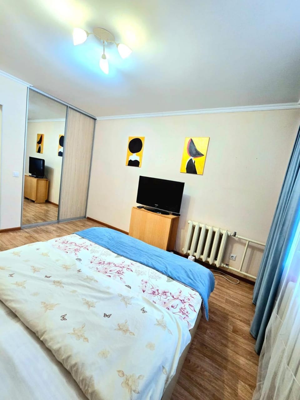 Communal lounge/ TV room, Bed, TV and multimedia, Photo of the whole room, Bedroom, wardrobe