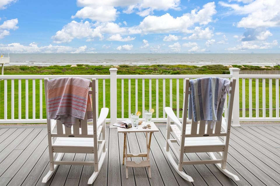 View (from property/room), Balcony/Terrace, Sea view