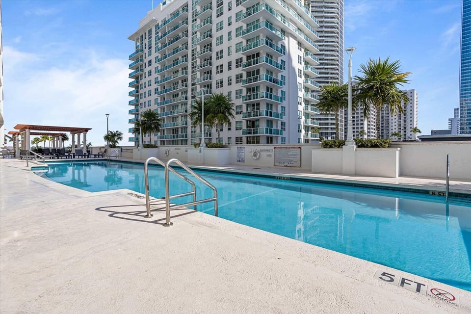 myClub at Brickell Bay Apartment in Brickell