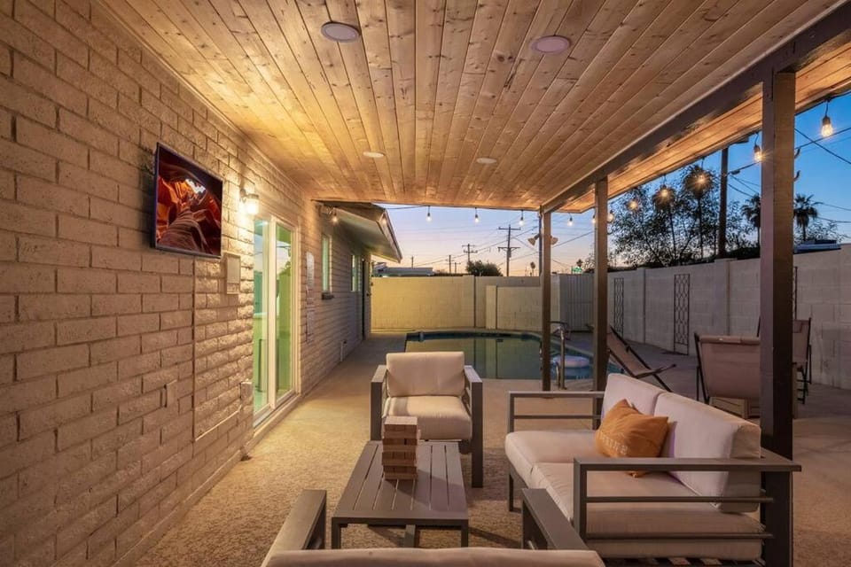 Patio, View (from property/room), Balcony/Terrace, Seating area