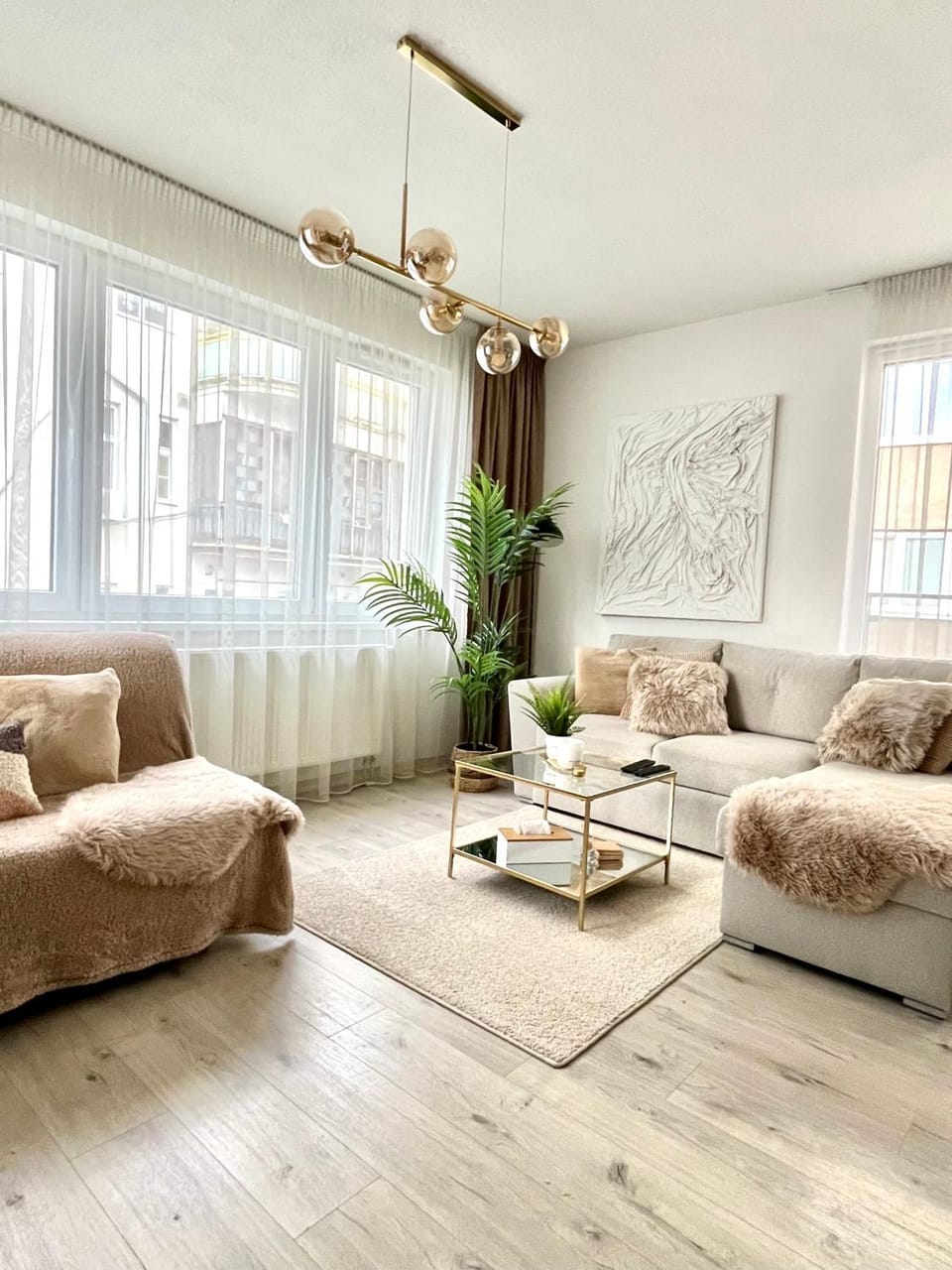 The Elite Suite II downtown AC & garage parking Apartment in Bratislava