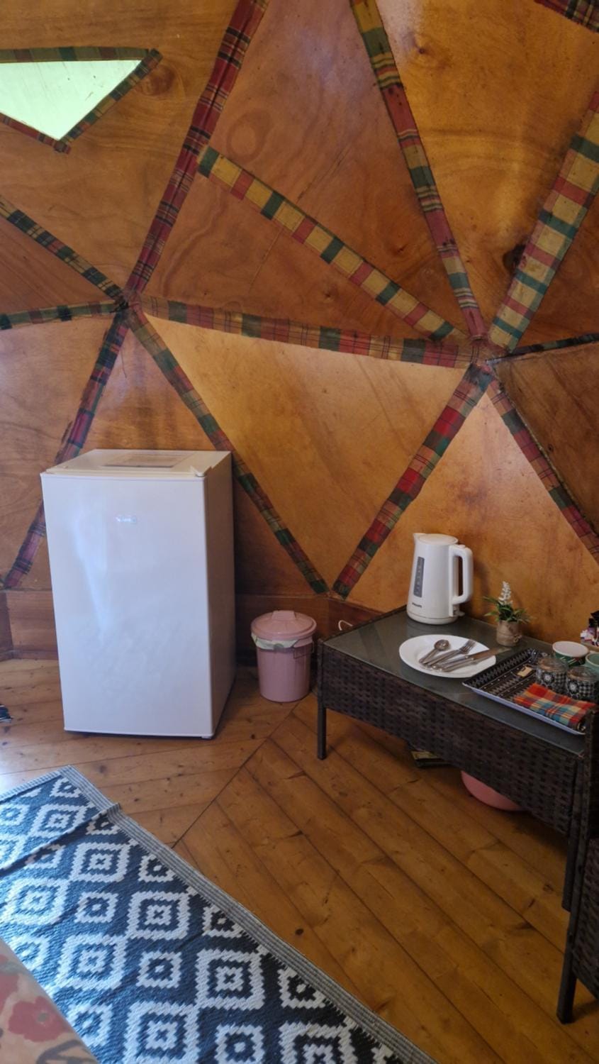 Dôme en bord de rivière Luxury tent in Leeward Islands