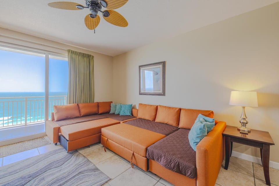 Living room, Sea view