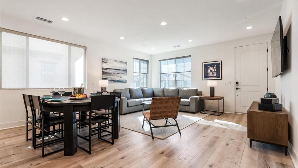 PGA208 Brand New PGA West 2 Bed 2 Bath w Loft Apartment in La Quinta