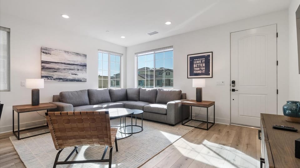 PGA208 Brand New PGA West 2 Bed 2 Bath w Loft Apartment in La Quinta
