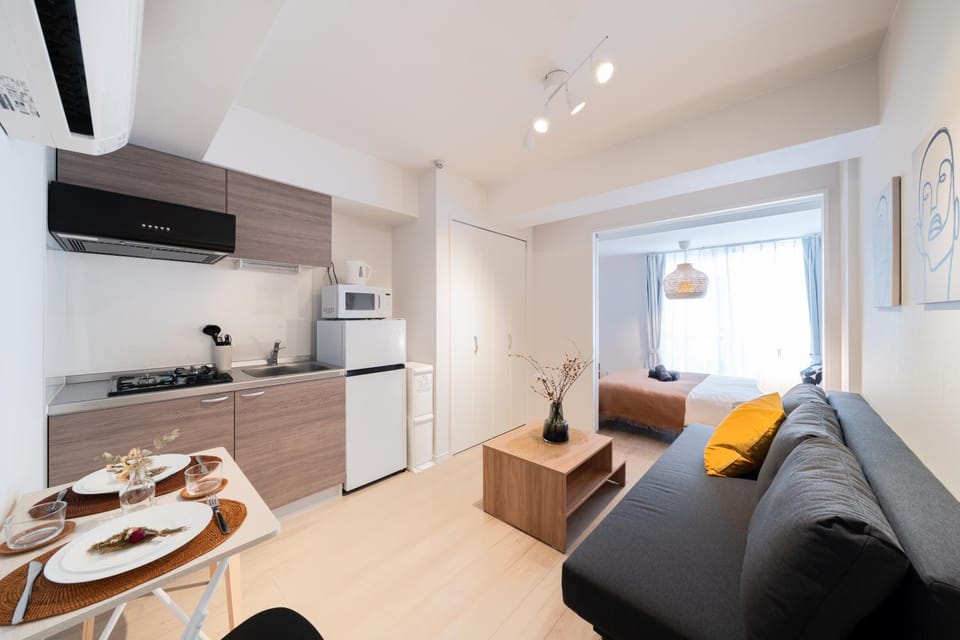Kitchen or kitchenette, Living room