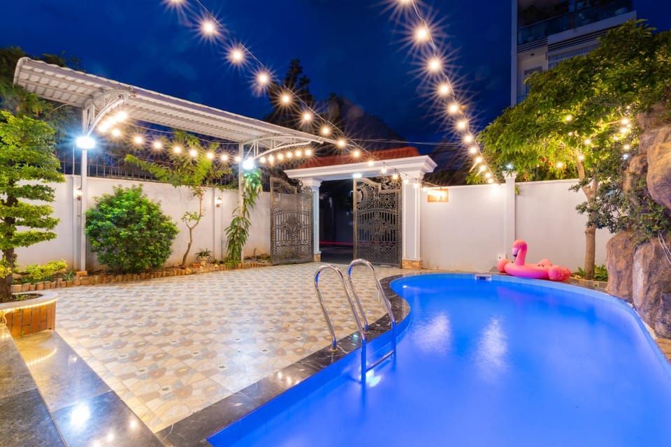 Pool view, sunbed