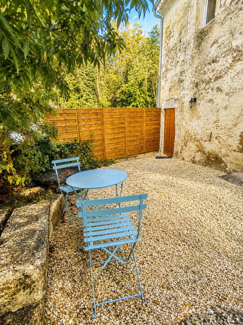 Chambre d'hôtes "Courcoury" à 10mn de Saintes et 35mn de l'Océan Apartment in Nouvelle-Aquitaine