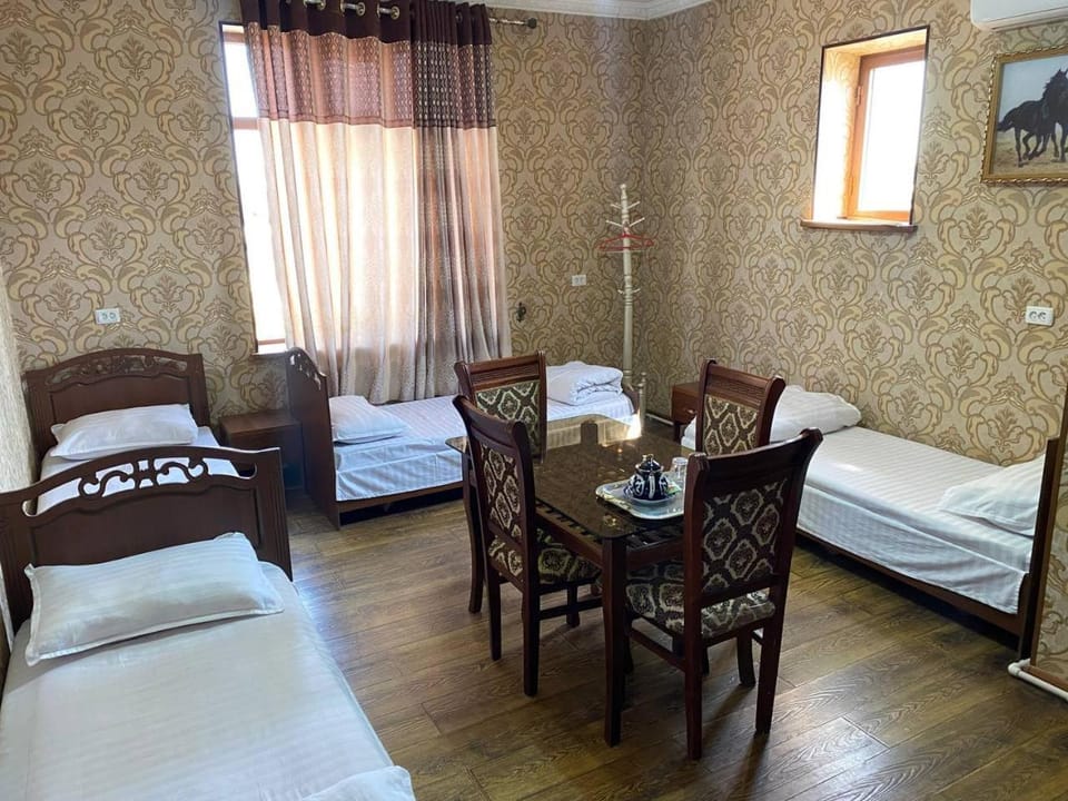 Bed, Living room, Photo of the whole room, Bedroom, towels