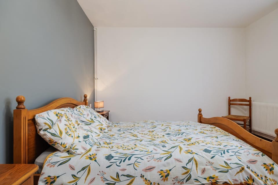 Living room, Bedroom