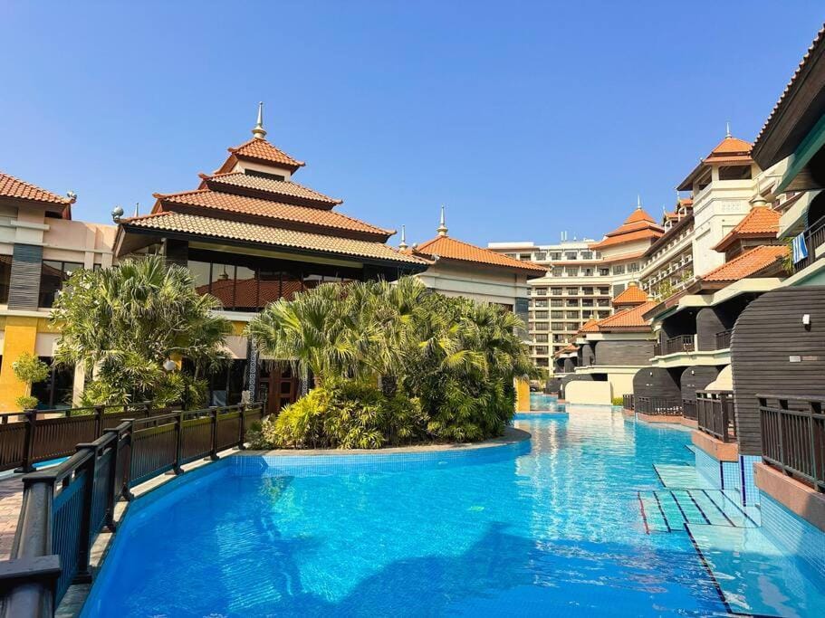 Family friendly apt at Palm Apartment in Dubai