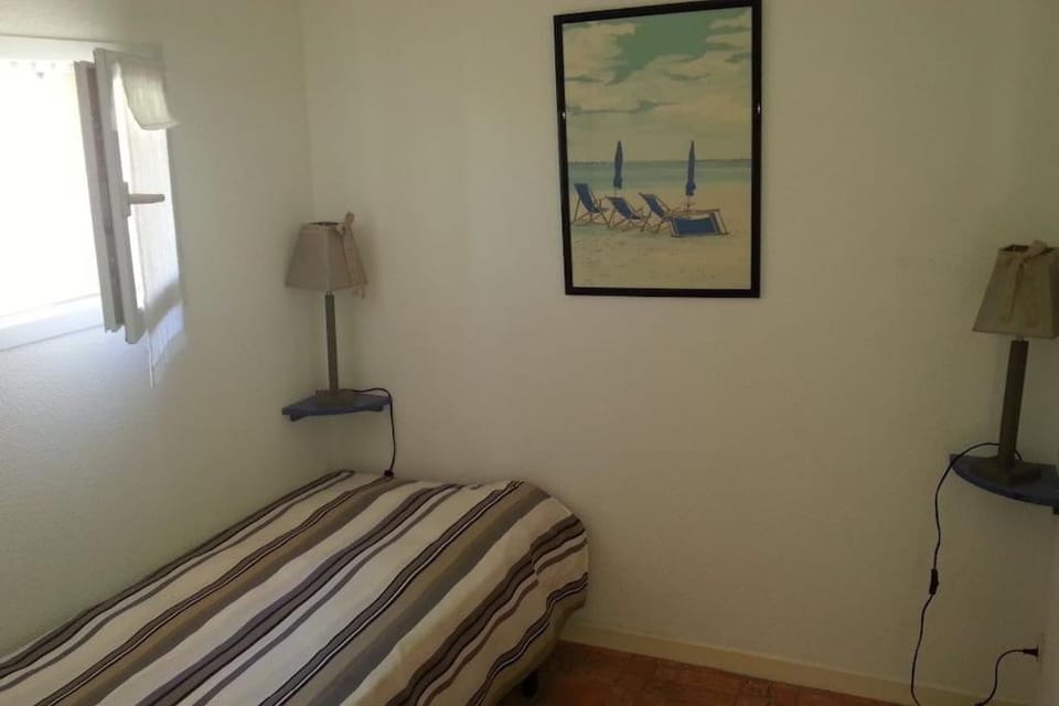 Villa vacances N°23 à 100 mètres de la plage House in Saint-Cyprien