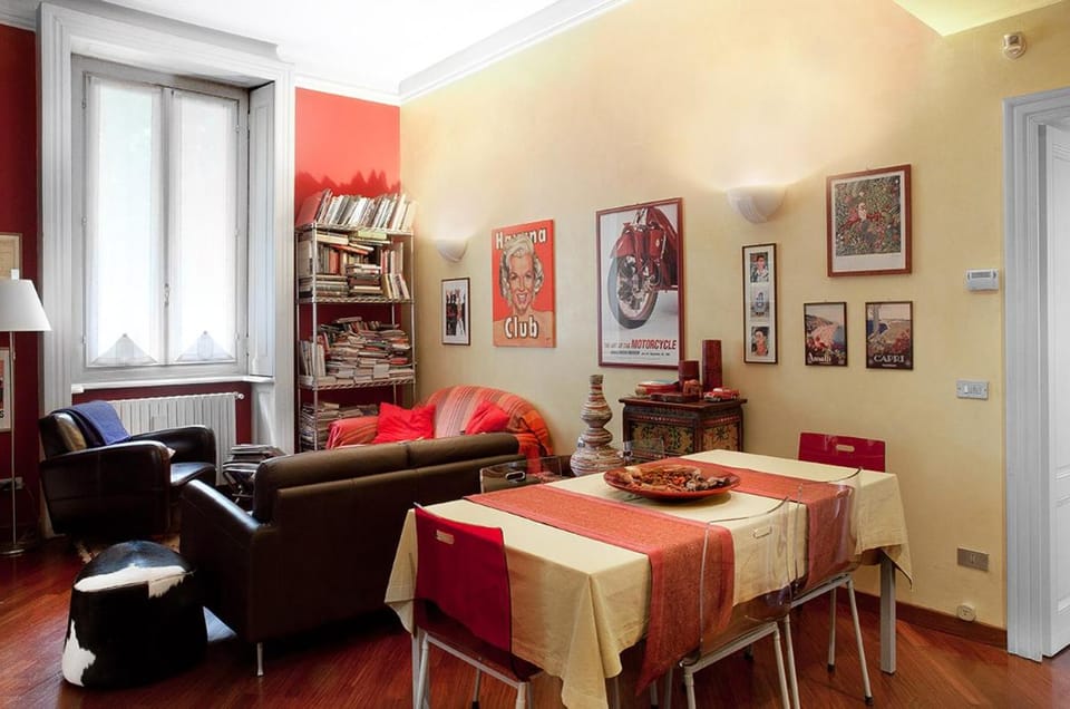 Living room, Dining area