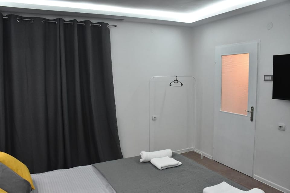 Bed, Bedroom, wardrobe