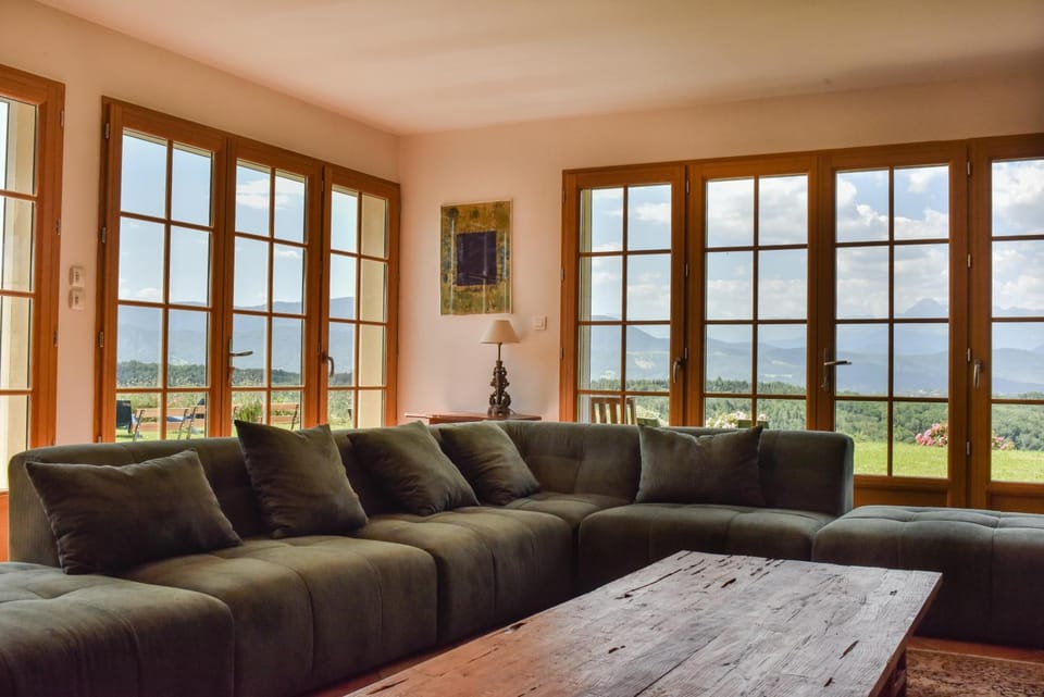 Natural landscape, Living room