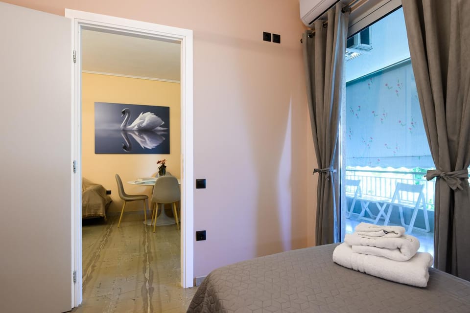 Swan Paradise Glyfada Apartment Apartment in South Athens